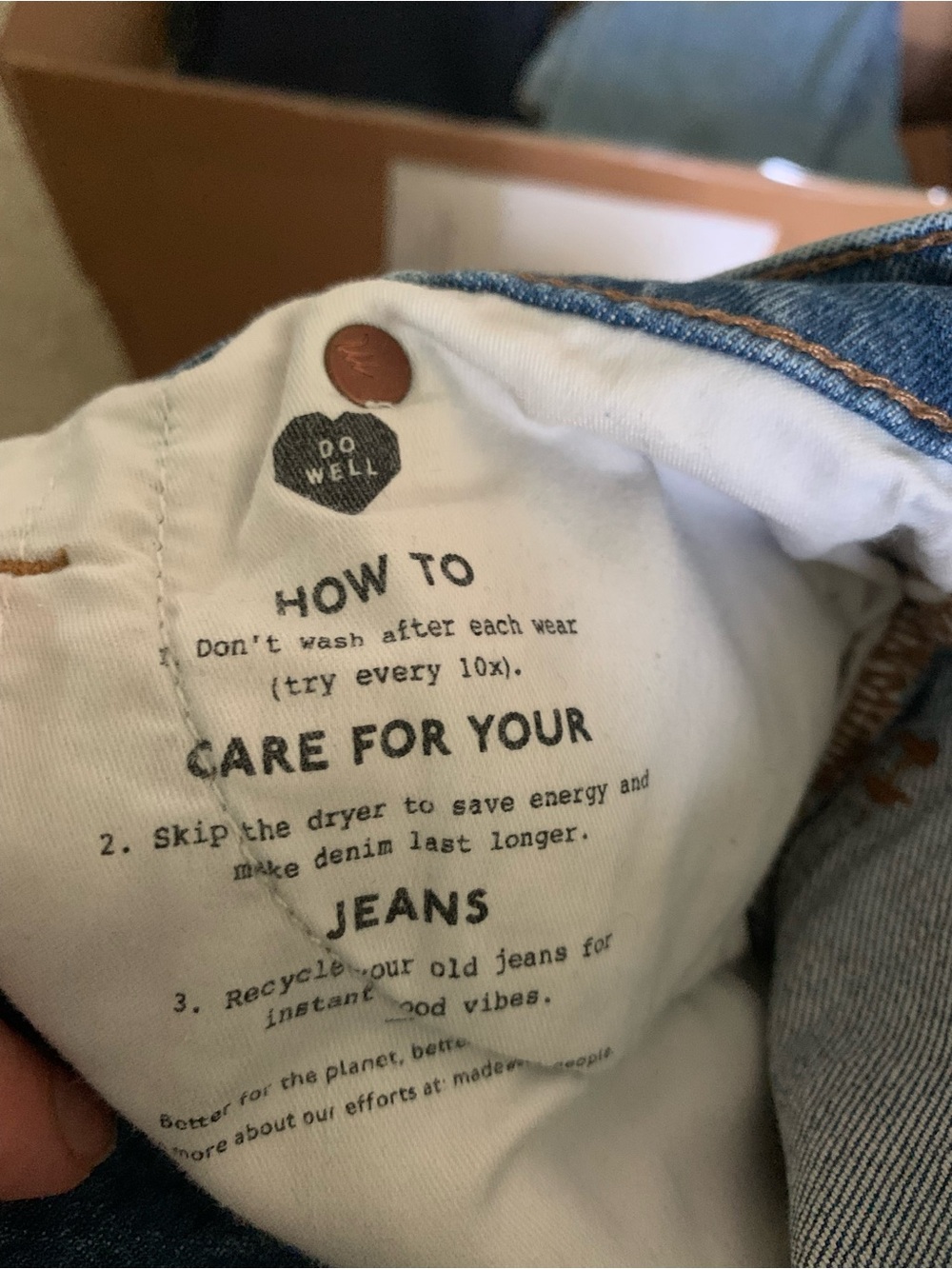 Madewell High-Rise Straight Jeans in Light Blue. Size 23 - Picture 6 of 7